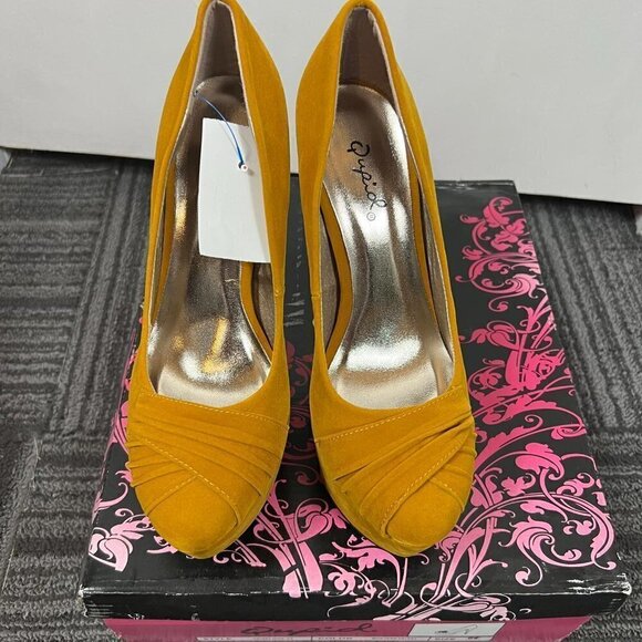 Qupid Penelope 47 Yellow Suede Ruched Platform Pumps. sz 6.5 - Picture 8 of 11